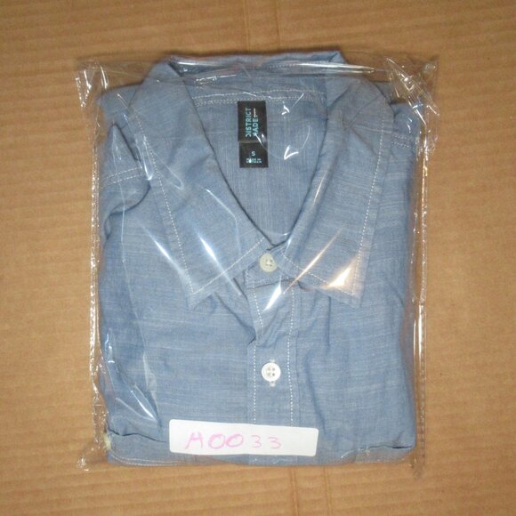 District Made Menβs Shirt Sz Small β Light Blue Western Button Front - Picture 8 of 8